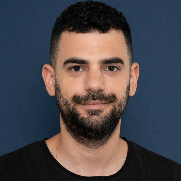 יונתן עופרי פסיכותרפיסט ברמת גן ורעננה