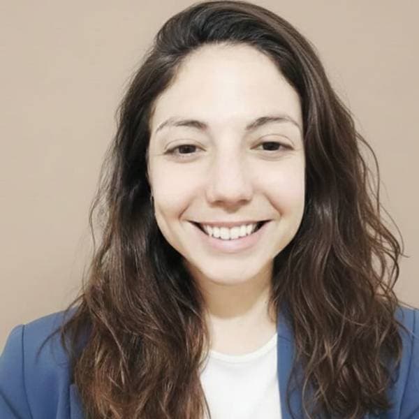 נגה רז פסיכולוגית קלינית פסיכולוגים במודיעין